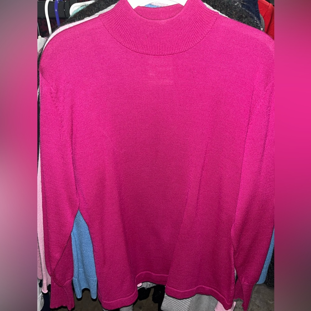 Harve Benard Bright Fuchsia Crewneck Sweater